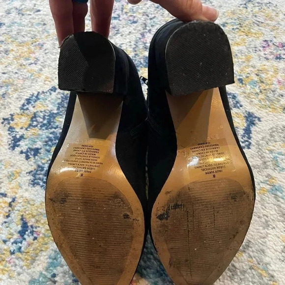 Express Floral Botanical Embroidered Heeled black faux suede Booties, size 8 - Picture 7 of 10